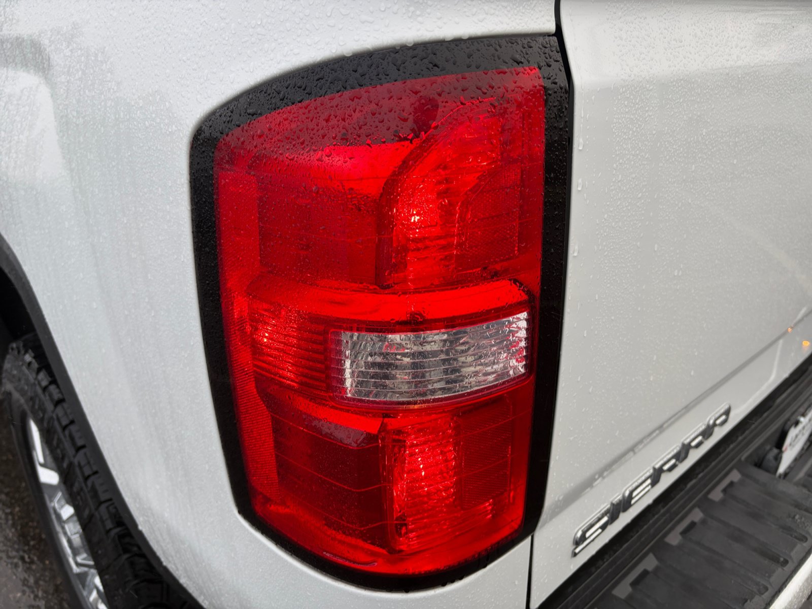 Used 2019 GMC Sierra 2500 Denali w/ Duramax Plus Package AWD/4WD image 28