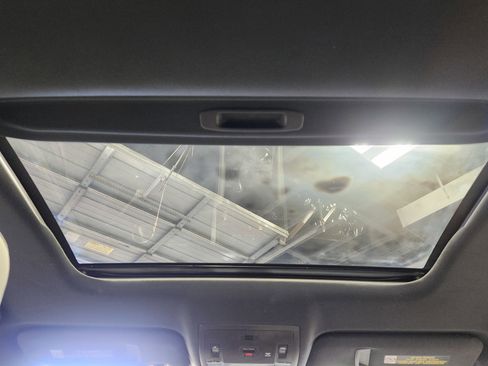 Used 2017 Lexus RC 300 AWD image 13