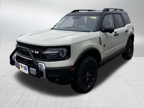 New 2025 Ford Bronco Sport Badlands w/ Sasquatch Badlands Package AWD/4WD image 2