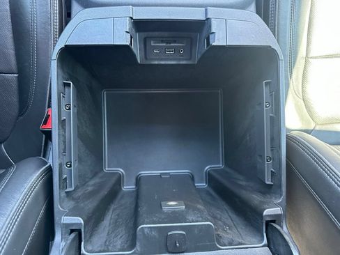 Used 2019 Chevrolet Silverado 1500 High Country AWD/4WD image 8