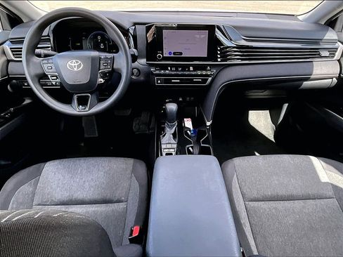 Used 2025 Toyota Camry LE FWD image 21