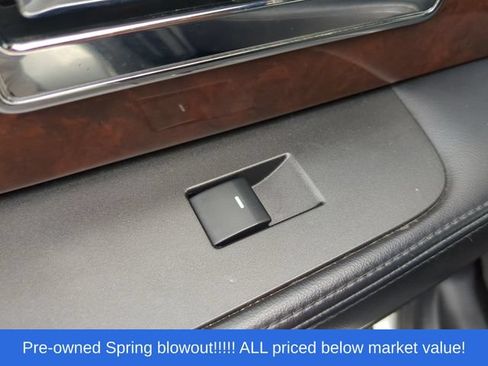 Used 2016 Lincoln Navigator Select AWD/4WD image 38