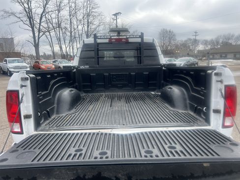 Used 2019 RAM 1500 Express image 10