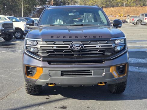 New 2026 Ford Expedition Tremor image 6