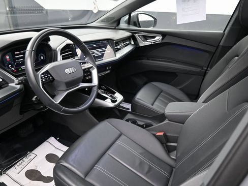 Used 2023 Audi Q4 e-tron Premium Plus w/ Premium Plus image 26