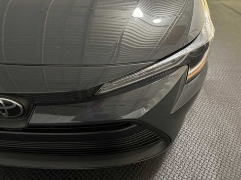 Used 2023 Toyota Corolla LE image 5