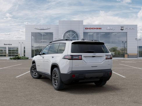 New 2026 Jeep Cherokee Laredo image 29