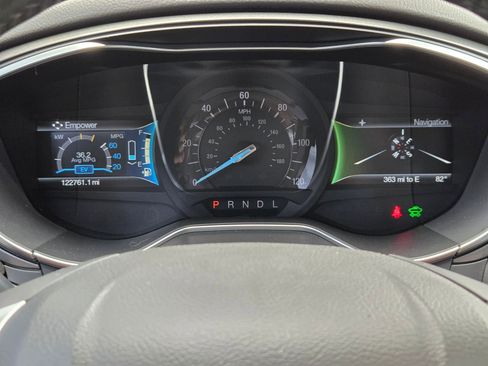 Used 2015 Ford Fusion Titanium image 18