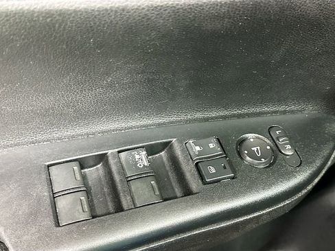 Used 2015 Honda Accord Sport image 19