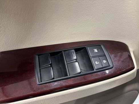 Used 2016 Lexus GX 460 w/ Premium Package image 29