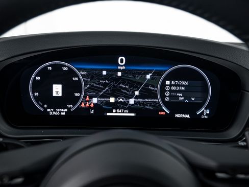 Certified 2026 Porsche Cayenne AWD/4WD image 24
