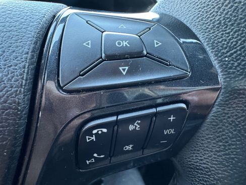 Used 2018 Ford Explorer XLT w/ Equipment Group 202A image 17