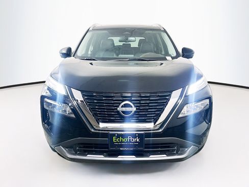 Used 2023 Nissan Rogue SL FWD image 2