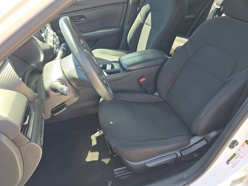 Used 2024 Nissan Sentra S FWD image 16