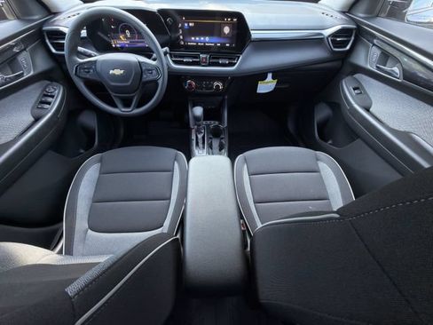 New 2026 Chevrolet TrailBlazer LT w/ Driver Confidence Package FWD image 10