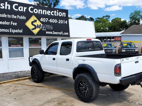 Used 2003 Toyota Tacoma w/ SR5 Package image 13
