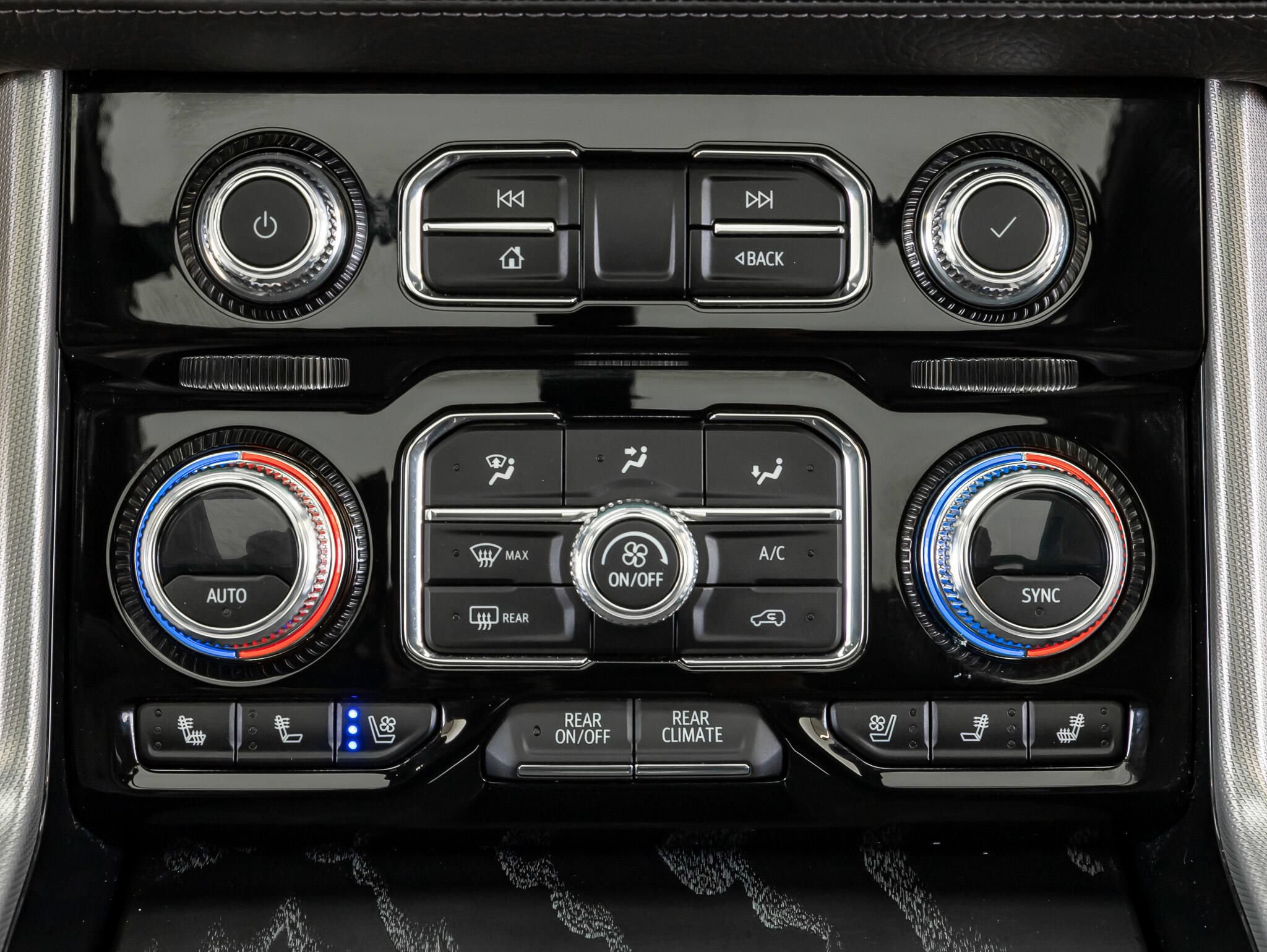 Used 2023 GMC Yukon Denali AWD/4WD image 25