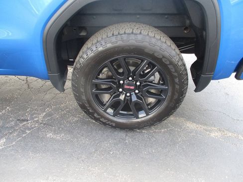 Used 2023 GMC Sierra 1500 Elevation AWD/4WD image 13