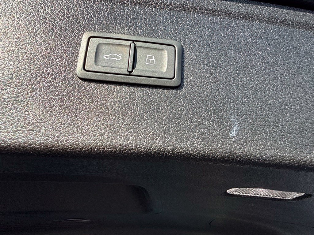 Certified 2023 Audi Q5 2.0T Premium Plus AWD/4WD image 25