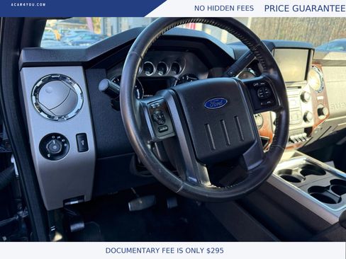 Used 2015 Ford F250 Lariat w/ Chrome Package image 17