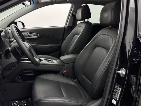 Used 2021 Hyundai Kona Limited w/ Cargo Package image 15