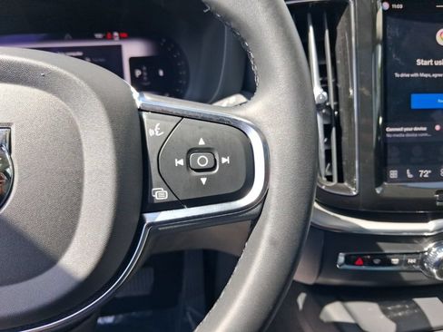 Used 2024 Volvo XC60 B5 Core AWD/4WD image 20