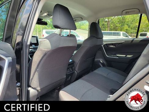 Used 2024 Toyota RAV4 XLE FWD image 15