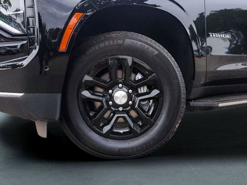 Used 2025 Chevrolet Tahoe LT image 4