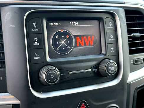 Used 2024 RAM 1500 Warlock RWD image 11