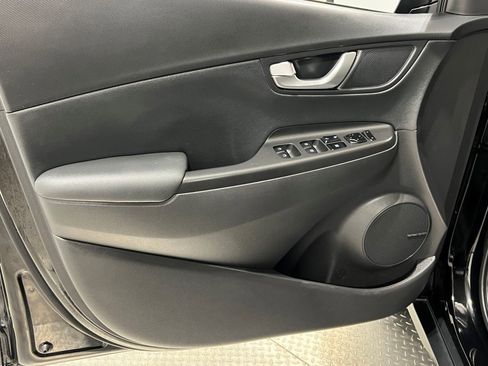 Used 2023 Hyundai Kona Limited w/ Cargo Package image 27