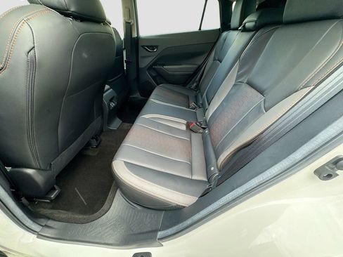 Certified 2025 Subaru Crosstrek 2.5i Limited w/ Crosstrek Mirror Package image 33