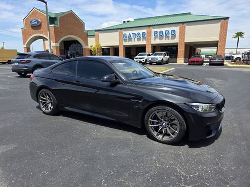 Used 2018 BMW M4 Coupe image 2