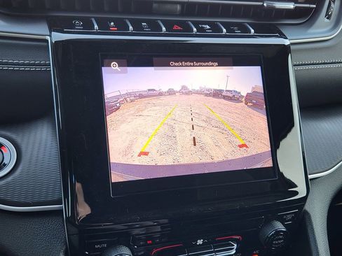 New 2026 Jeep Grand Cherokee L Laredo RWD image 13