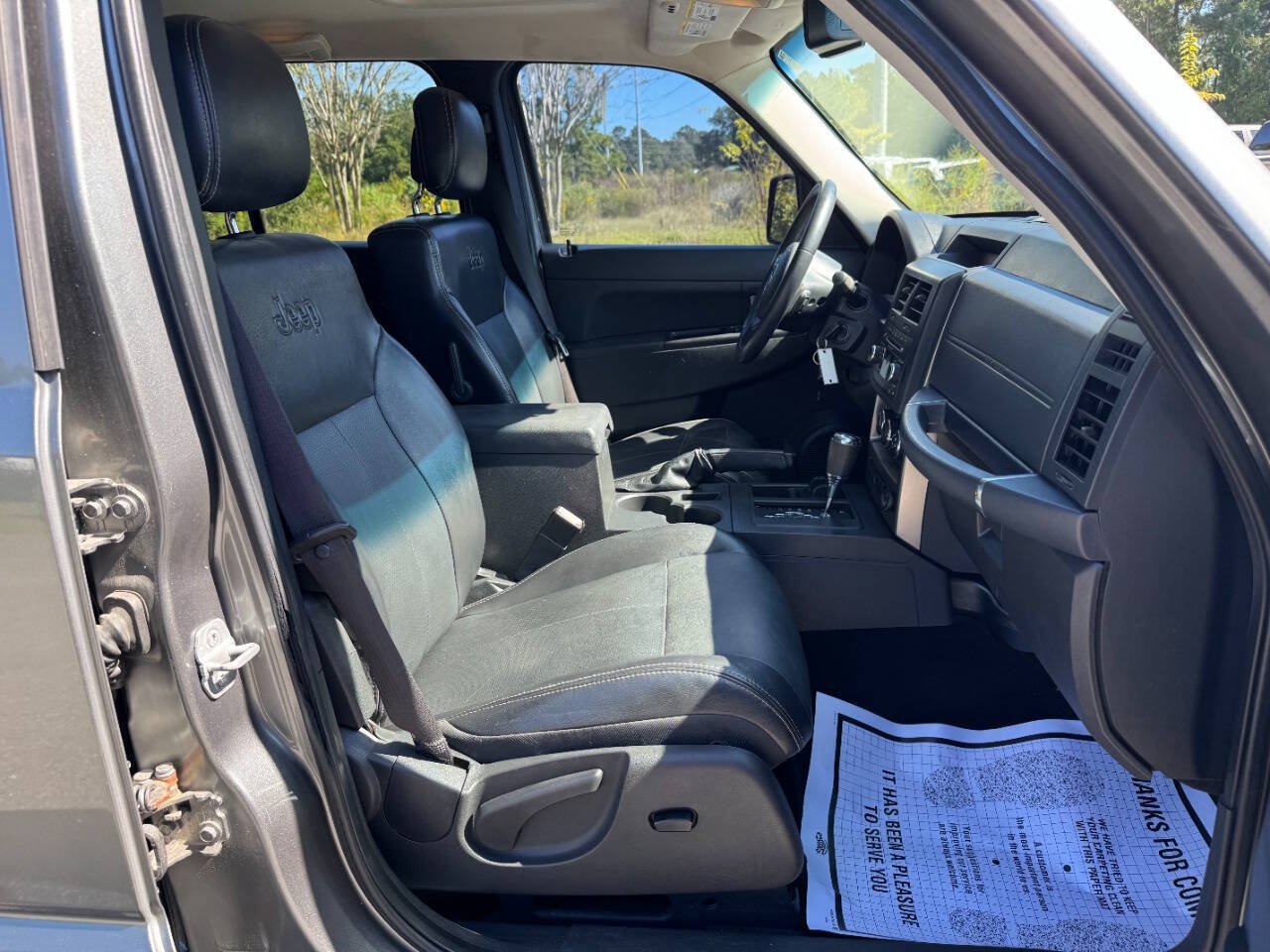 Used 2012 Jeep Liberty Sport AWD/4WD image 18