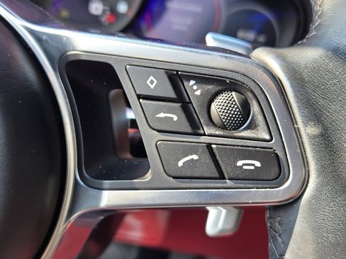 Used 2019 Porsche Cayenne image 26