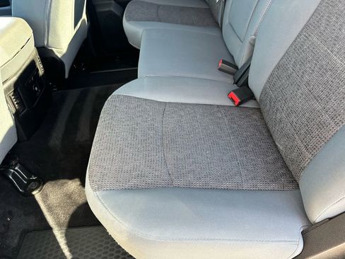 Used 2017 RAM 2500 Big Horn image 30