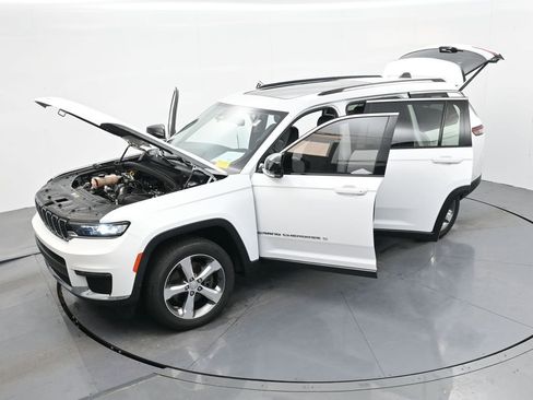 Used 2022 Jeep Grand Cherokee L Limited image 38