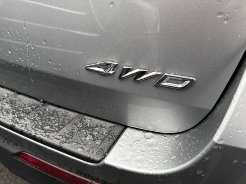 Used 2022 Ford Explorer XLT w/ Class IV Trailer Tow Package image 6