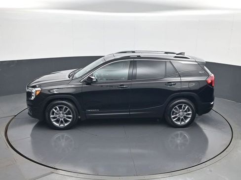 Used 2022 GMC Terrain SLT w/ Infotainment Package II FWD image 20