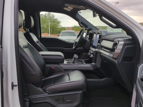 Used 2025 Ford F150 Lariat AWD/4WD image 31