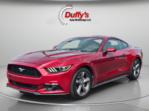 Used 2016 Ford Mustang Coupe w/ Equipment Group 051A RWD image 12