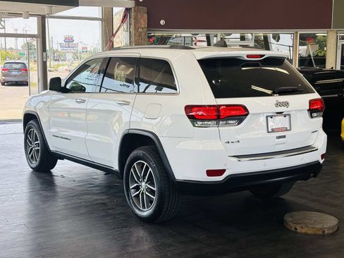 Used 2020 Jeep Grand Cherokee Limited AWD/4WD image 13