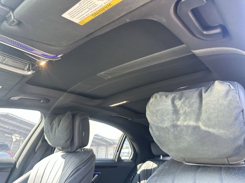 Used 2022 Mercedes-Benz S 500 4MATIC image 16