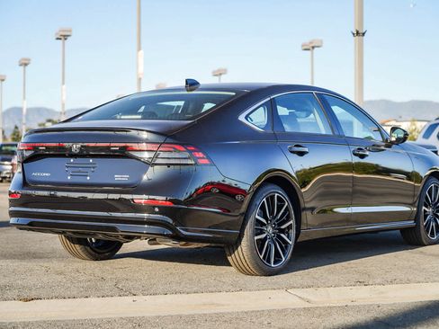 New 2025 Honda Accord Touring image 6