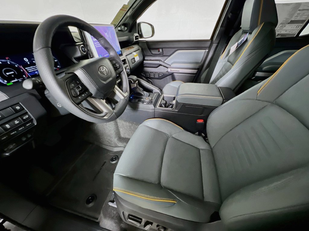 New 2026 Toyota 4Runner Trailhunter AWD/4WD image 12