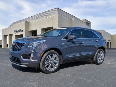 Certified 2024 Cadillac XT5 Premium Luxury w/ Technology Package image 2