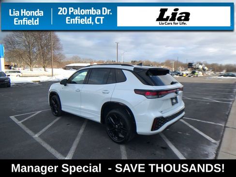 Used 2025 Volkswagen Tiguan SE R-Line image 11