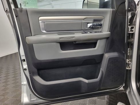 Used 2015 RAM 2500 Big Horn image 21