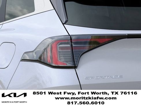 New 2026 Kia Sportage EX w/ EX Panorama Roof Package FWD image 11
