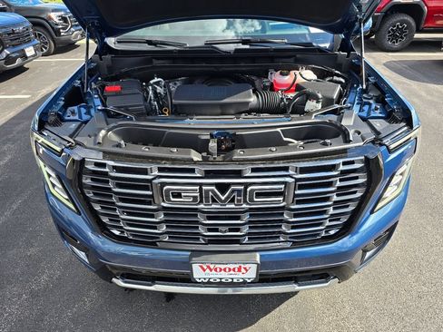 New 2026 GMC Yukon XL Denali Ultimate AWD/4WD image 32